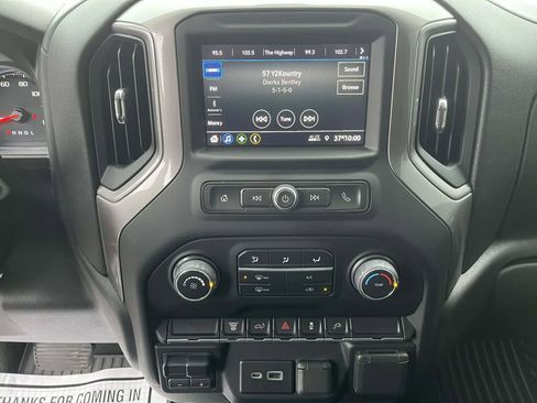 Used 2022 Chevrolet Silverado 2500 Custom w/ Custom Value Package image 22