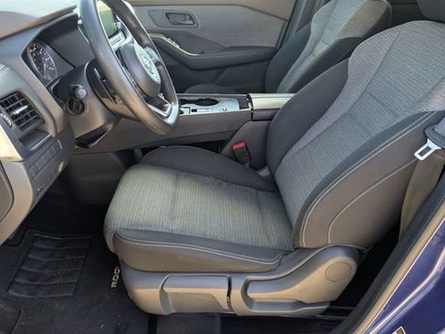 Used 2021 Nissan Rogue S image 15