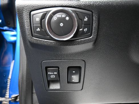 Used 2019 Ford F150 XLT w/ Equipment Group 302A Luxury AWD/4WD image 12