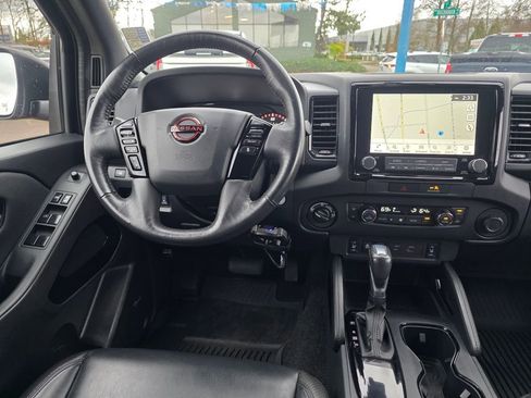 Used 2022 Nissan Frontier PRO-4X w/ Pro-4X Premium Package image 10