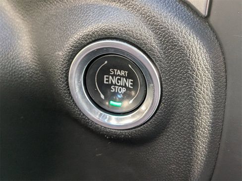 Used 2021 Chevrolet Silverado 1500 LT Trail Boss w/ Bed Protection Package image 31