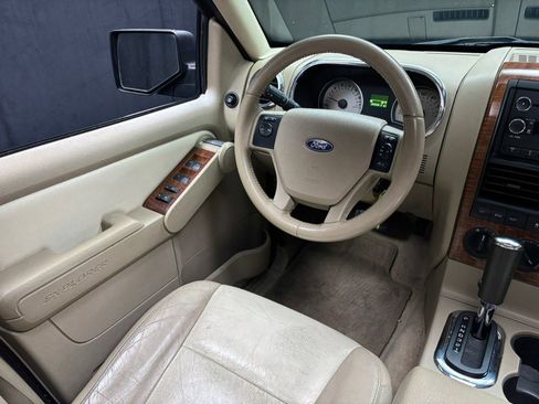 Used 2008 Ford Explorer Eddie Bauer image 39