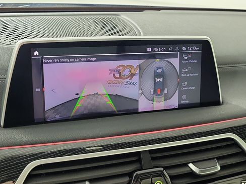 Used 2022 BMW 750Li xDrive AWD/4WD image 19