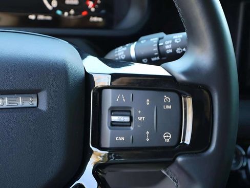 Certified 2024 Land Rover Defender 110 X-Dynamic SE AWD/4WD image 19
