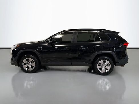 Used 2022 Toyota RAV4 XLE w/ Convenience Package AWD/4WD image 6