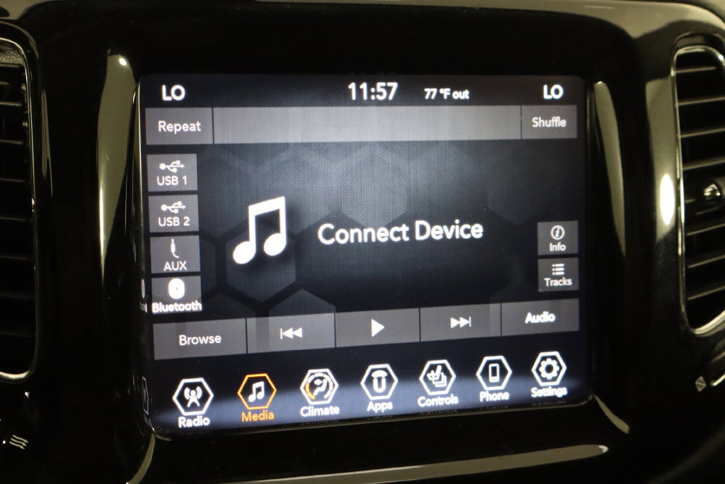 Used 2019 Jeep Compass Limited AWD/4WD image 32