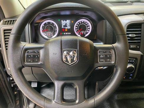 Used 2024 RAM 1500 Tradesman w/ Chrome Appearance Group AWD/4WD image 30