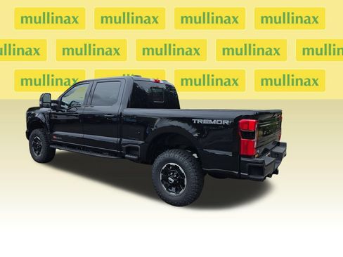 New 2026 Ford F250 Platinum w/ Tremor Off-Road Package AWD/4WD image 6