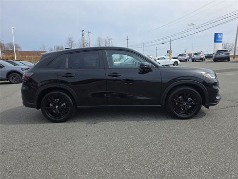 New 2026 Honda HR-V Sport image 7