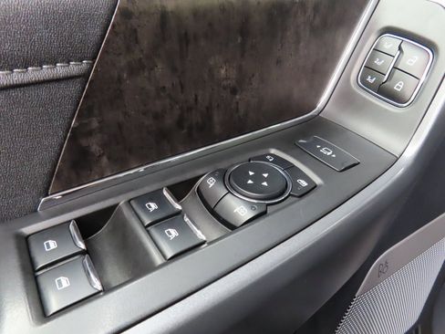 Used 2023 Ford F250 Lariat w/ Lariat Ultimate Package image 78