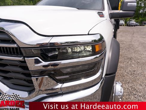 Used 2025 RAM 5500 Tradesman w/ Safety Group AWD/4WD image 8