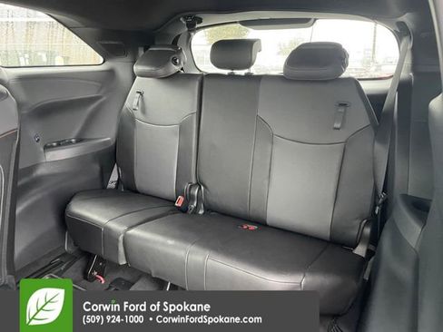 Used 2024 Toyota Sienna XSE image 17