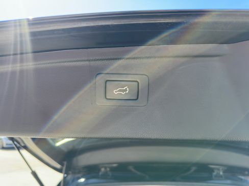 Used 2019 Subaru Outback 2.5i Limited image 30