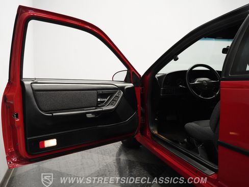 Used 1992 Ford Thunderbird Super image 36