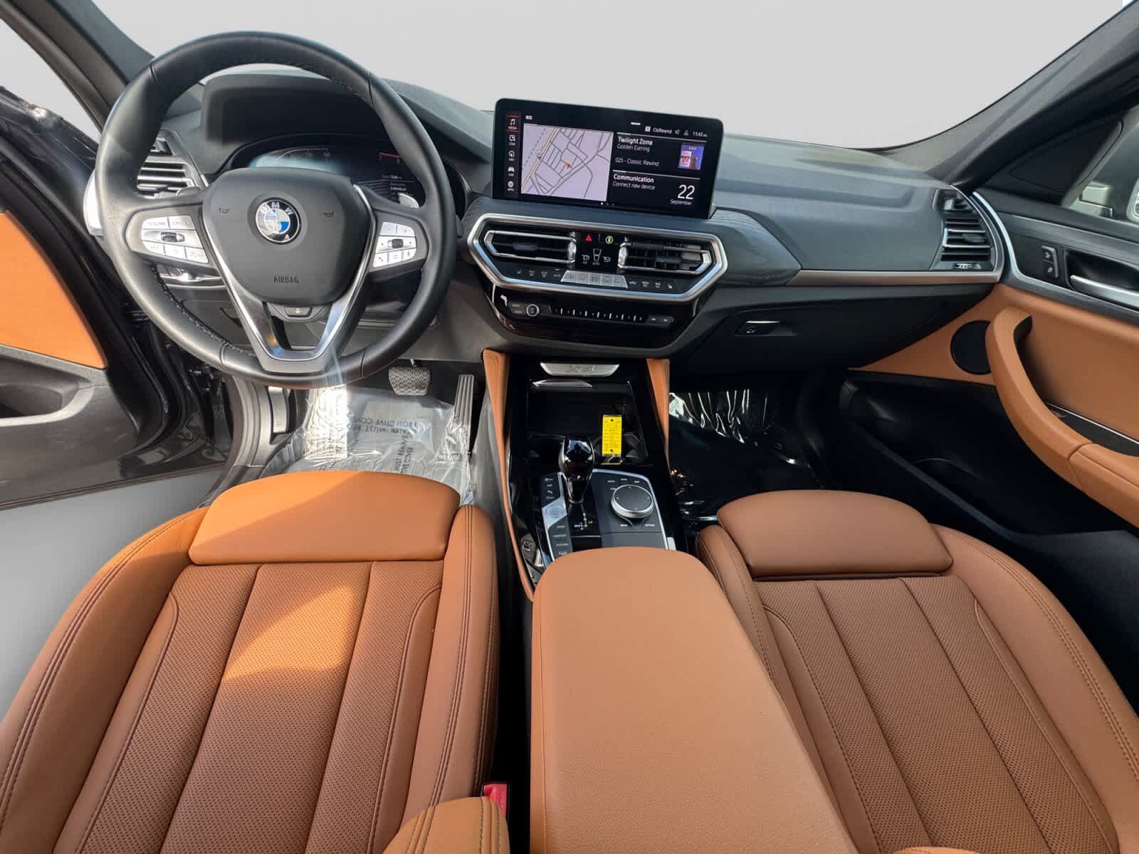 Used 2025 BMW X4 xDrive30i w/ Premium Package AWD/4WD image 14