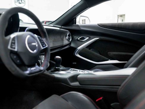 Used 2017 Chevrolet Camaro ZL1 RWD image 49