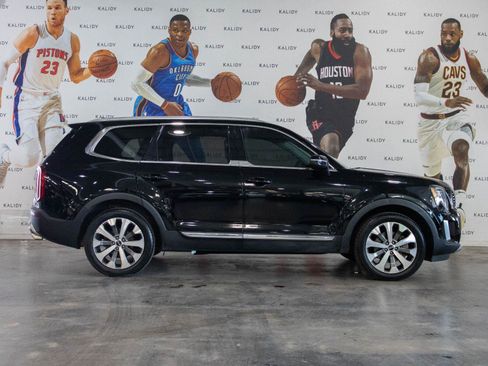 Used 2020 Kia Telluride EX w/ EX Premium Package FWD image 19