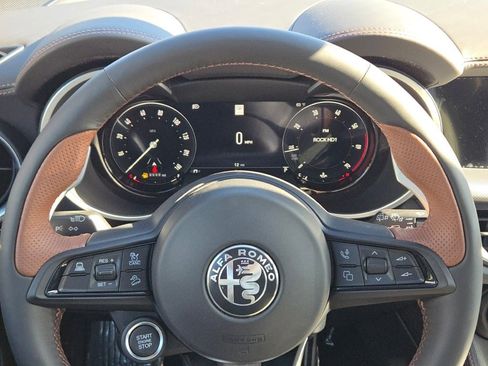 New 2025 Alfa Romeo Stelvio Sprint image 33