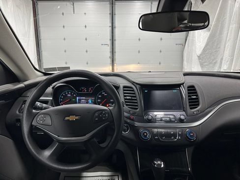 Used 2019 Chevrolet Impala LS FWD image 16