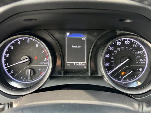 Used 2022 Toyota Camry SE w/ Carpet Mat Package (TMS) image 26