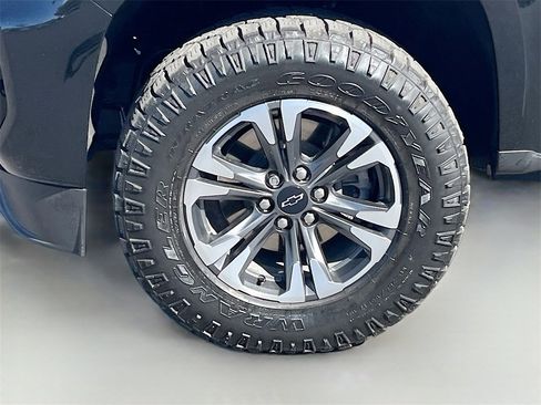 Used 2022 Chevrolet Colorado Z71 image 30