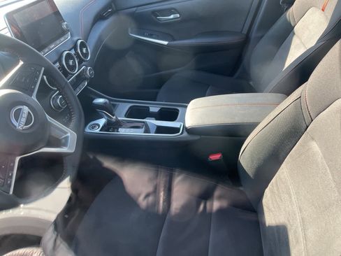 Used 2025 Nissan Sentra SR image 29