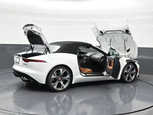 Used 2023 Jaguar F-TYPE Convertible image 29