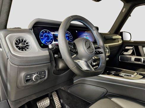 Used 2025 Mercedes-Benz G 580 w/ EQ Technology image 11