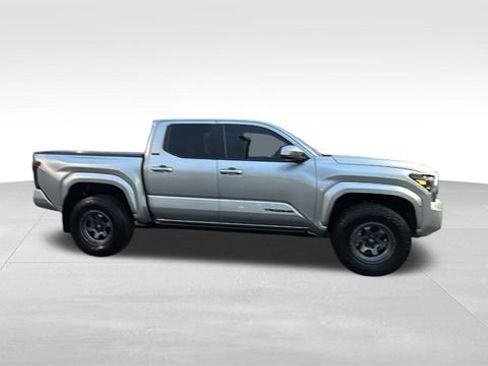 Used 2024 Toyota Tacoma SR5 image 32