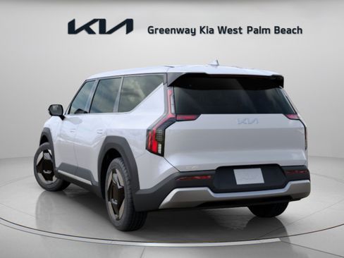 New 2026 Kia EV9 Light RWD image 5