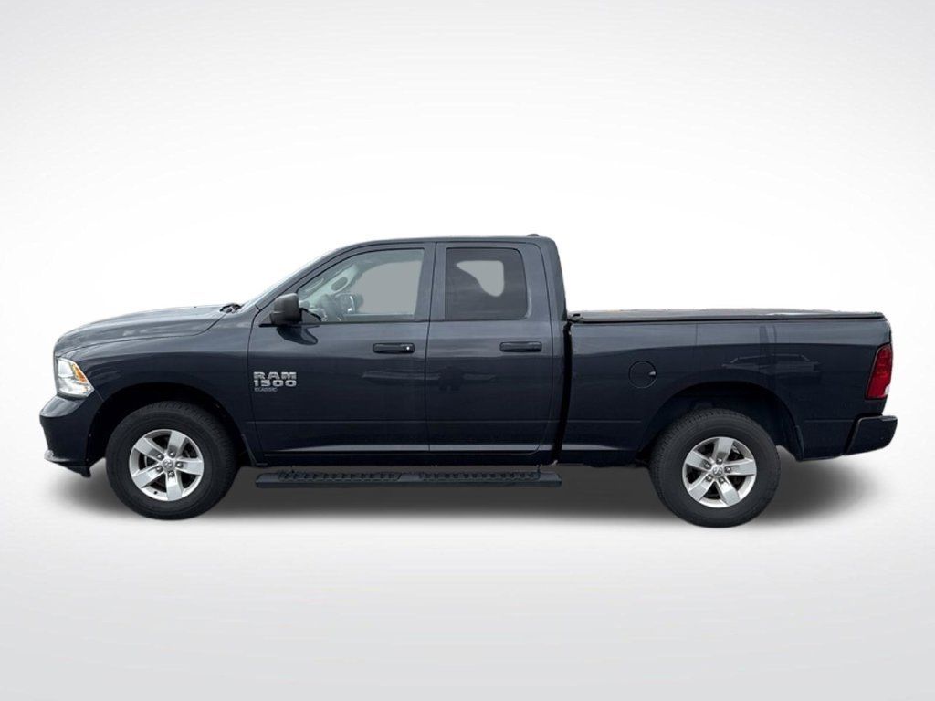 Used 2019 RAM 1500 Express AWD/4WD image 3