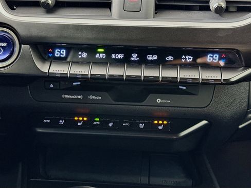 Used 2021 Lexus UX 250h w/ Premium Package image 16