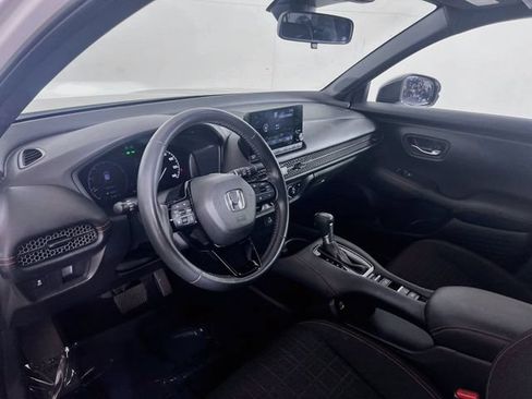 Used 2023 Honda HR-V Sport image 10