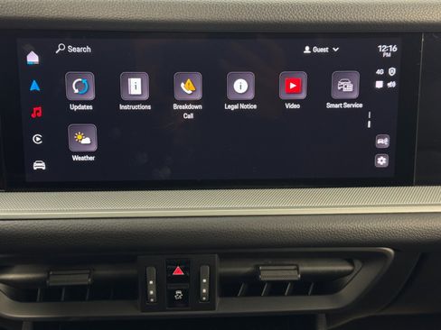 Used 2024 Porsche Cayenne image 29