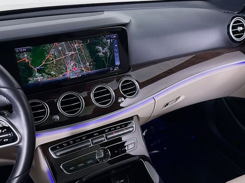 Certified 2019 Mercedes-Benz E 300 image 19