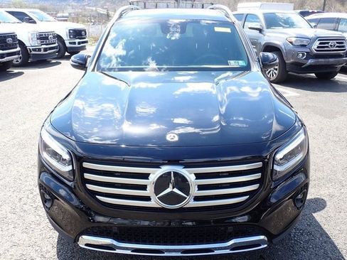 Used 2024 Mercedes-Benz GLB 250 4MATIC image 9