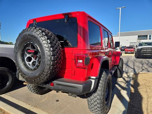 Used 2023 Jeep Wrangler Unlimited Rubicon 392 image 3