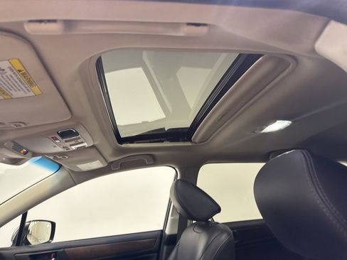 Used 2017 Subaru Outback 2.5i Limited image 28