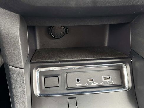 Certified 2024 Subaru Ascent Premium w/ Convenience Package image 26