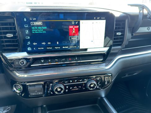 Used 2024 Chevrolet Silverado 2500 LTZ w/ LTZ Plus Package image 9