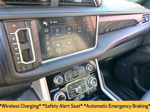 Certified 2022 GMC Yukon Denali image 6