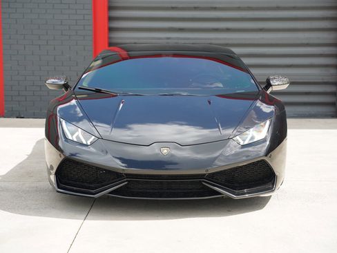 Used 2016 Lamborghini Huracan LP 610-4 image 8