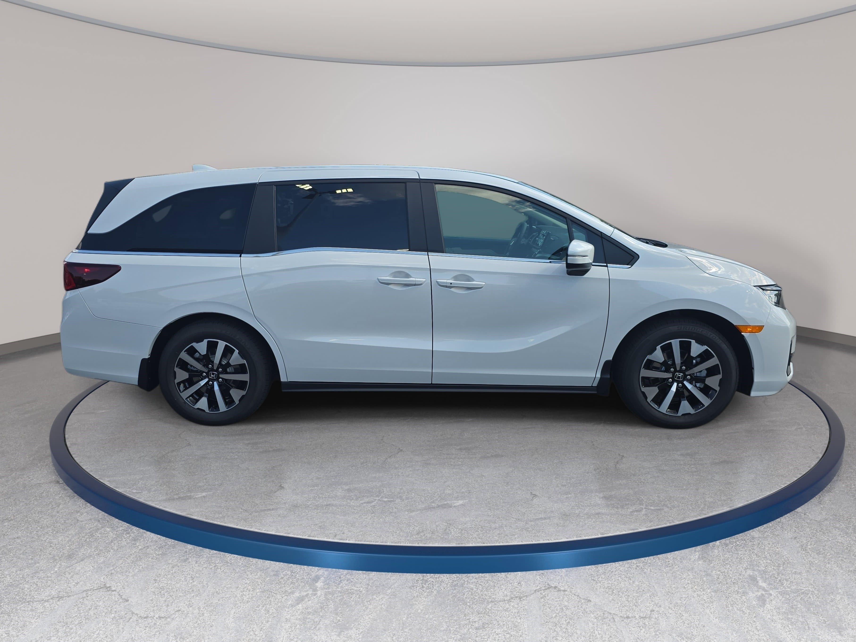 New 2027 Honda Odyssey EX-L image 4