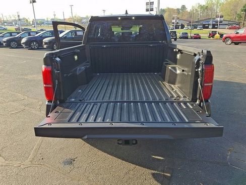 Used 2025 Toyota Tacoma TRD Sport image 29