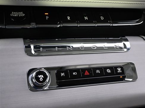 New 2025 Lincoln Aviator Reserve w/ Equipment Group 201A image 32