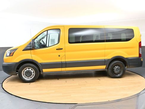 Used 2018 Ford Transit 150 XL RWD image 6