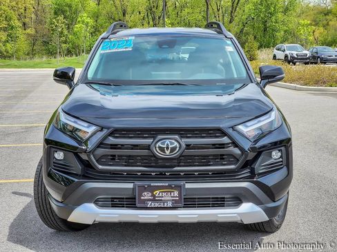 Used 2024 Toyota RAV4 Adventure AWD/4WD image 4
