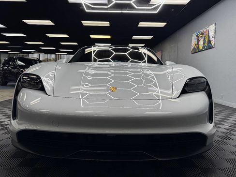 Used 2022 Porsche Taycan 4S image 3