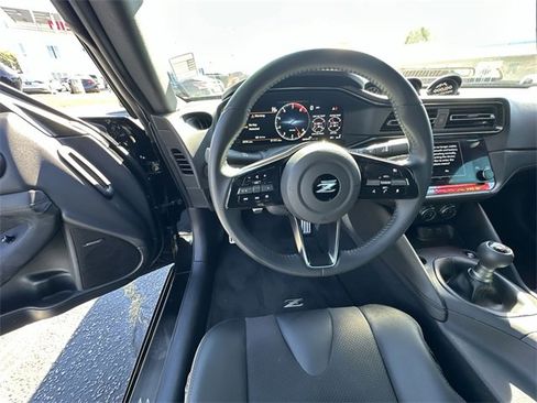 Certified 2025 Nissan Z Performance w/ Floor Mat Package image 11