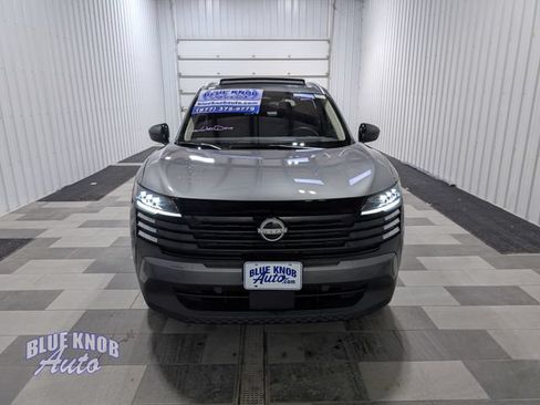 Used 2026 Nissan Kicks SV w/ SV Premium Package FWD image 6